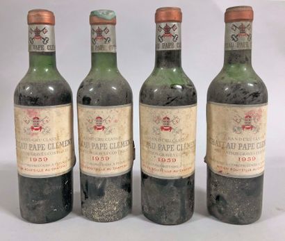 null 4 demi-bouteilles CH. 
PAPE-CLEMENT, 
Pessac-Léognan 
1959
 (ets, B, 2 bouchons...