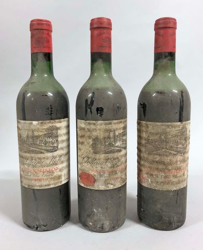null 3 bouteilles CH. 
CROQUE-MICHOTTE, Grand Cru 
St-Emilion 
1962
 (et, es, B)