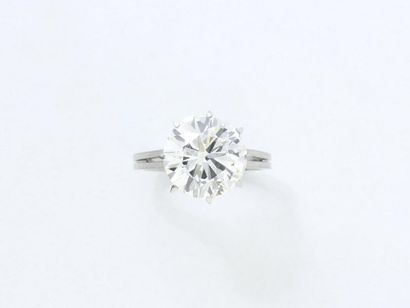 Solitaire ring in platinum 850 thousandths,...