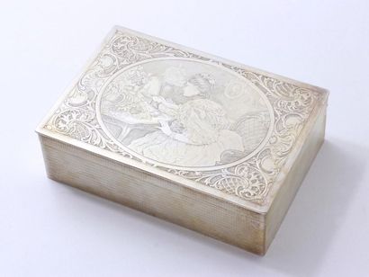  Rectangular silver box 800 thousandths, with guilloche and chiselled decoration...