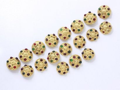 null CHANEL. Gilded metal lot, composed of 18 buttons decorated with coloured stone...