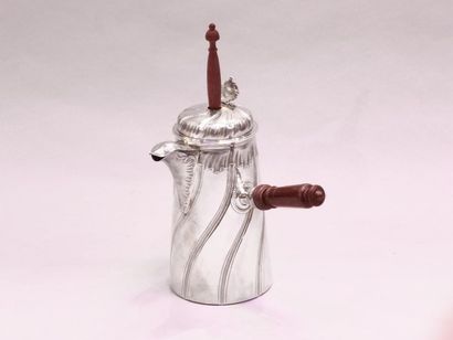 null Silver chocolate maker. France, 20th century. Louis XV style, conical on a flat...