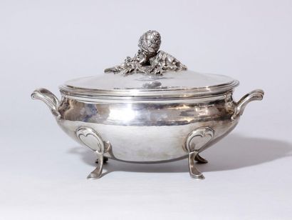  Silver covered soup tureen , the body plain...