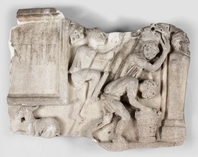 null Probablement Italie, XVIe siècle
Scène de vendanges
Fragment de bas-relief en...