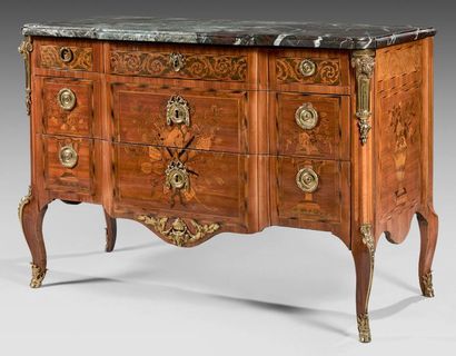 null Chest of drawers inlaid with the attributes of Love and vases loaded with flowers...