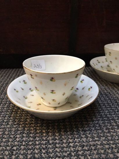 PARIS Two porcelain cups and saucers decorated with barbels in polychrome and gold,...