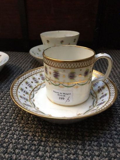 PARIS Two porcelain cups and saucers decorated with barbels in polychrome and gold,...