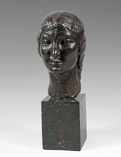 Oscar MIESTCHANINOFF (1886-1956) 
Bulgarian youth head
Proof in bronze with black...