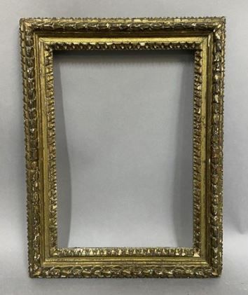 null Cadre en tilleul sculpté et doré

Italie, XVIIIème siècle

28,5 x 20 x 4 cm

(vendu...