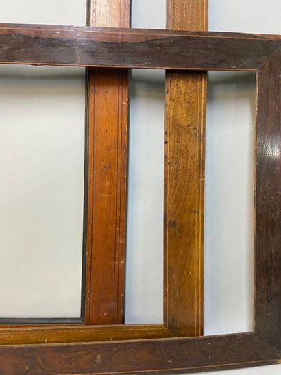 null Three "pitchpin" frames, 19th century
69,5 x 48 x 6,5 cm
55 x 71 x 7,5 cm
52...