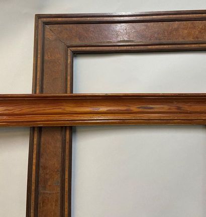 null Pitchpin frame and a veneer frame, 19th century

44 x 63 x 10 cm 

48 x 63.5...