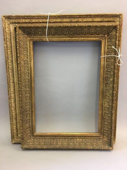 null *Batch of two style frames.

19th century.

(sold as is)
