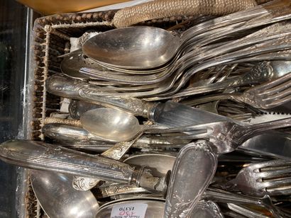 null 
Lot of silver plated metal: household parts and miscellaneous

sold as is
