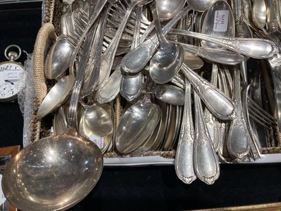 null 
Lot of silver plated metal: household parts and miscellaneous

sold as is
