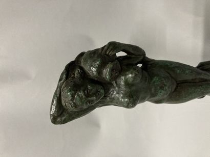 null 
XXth School




The source 




Bronze green patina




H: 47 cm

Lot sold...