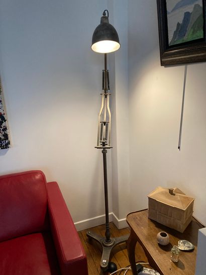  Industrial style modern floor lamp 
H: 182...