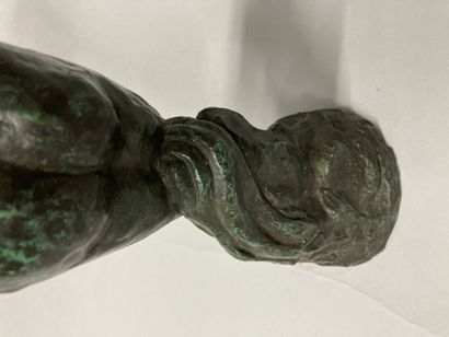 null 
XXth School




The source 




Bronze green patina




H: 47 cm

Lot sold...