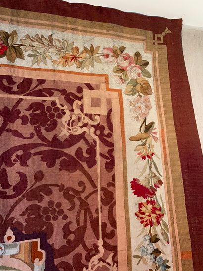 null Tapisserie à décor de fleurs

Fin XIXème siècle

180 x 249 cm

(GARDE-MEUBLE...