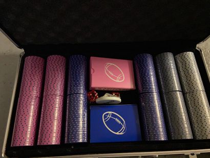 null Lot de jeux : malette de poker et backgammon

(vendu en l'état)