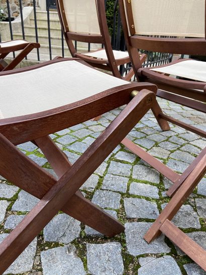 null Six chaises de jardin

Moderne

84 x 53 x 40 cm

(vendu en l'état)

(GARDE-MEUBLE...