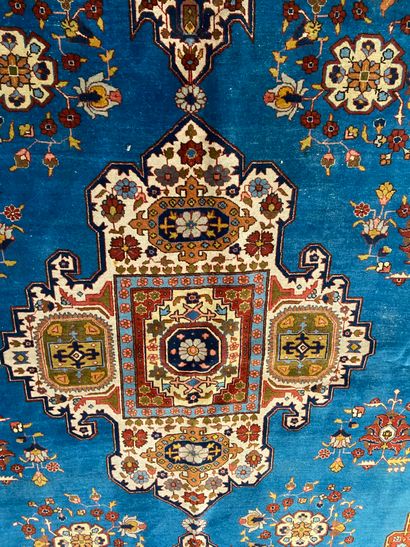 null Carpet with medallion decoration on a blue background and decoration of flowers

Asia

354...