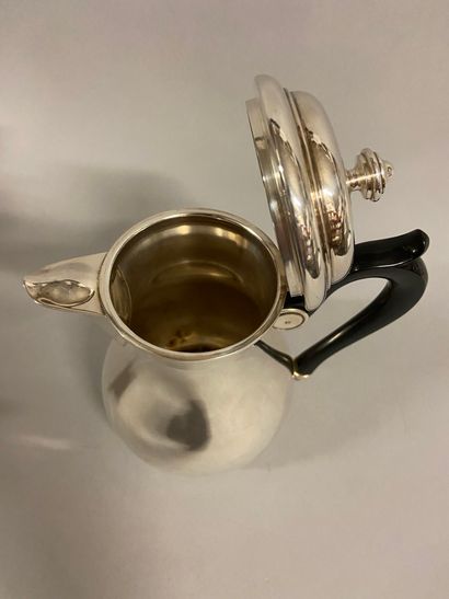 null 
Service thé café en métal argenté, comprenant une cafetière (H: 19cm) et une...