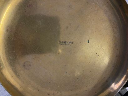 null Lot of various pewter. 

A scale and its weights are attached.

(sold as is...