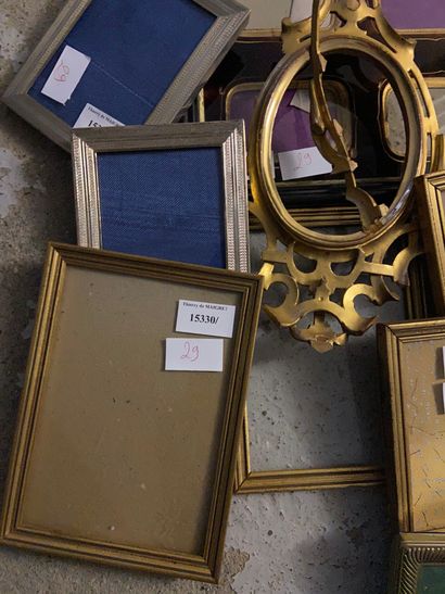 null Batch of frames of various sizes

(sold as is)
