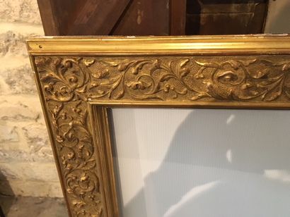 null Carved and gilded wood frame_x000D_ (in French)

Sight: 85 x 72 cm_x000D_

...