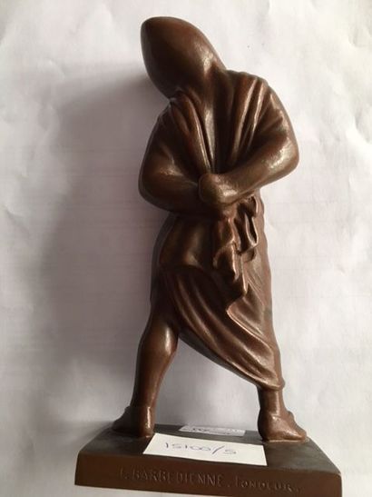 null 
Fou de Rome en bronze à patine brune, fondeur Barbedienne

H: 18 cm 



