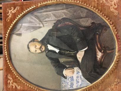 null Ecole du XIXème et du XXème

Portrait d'homme assis en redingote (gravure réhaussée),...