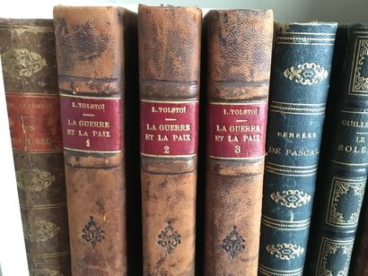 null Lot de volumes XIXe Figuier, Mathématiques, géométrie, théâtre et divers Pascal,...