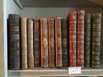 null Lot de volumes reliés XVIIIe et XIXe Chateaubriand, Bossuet, Anacharsis, Histoire...