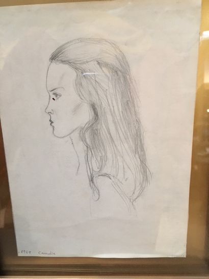 null CAMELIA, 1969, Profil de jeune femme, crayon, 18,5 x 13,5 cm