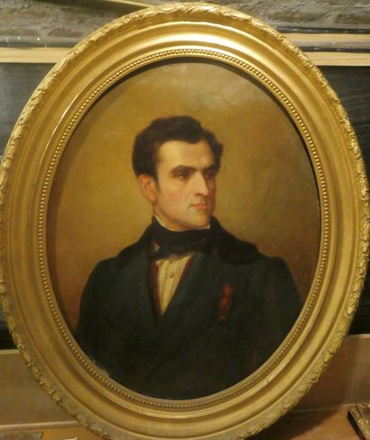 ROUCHY (actif à la fin du XIXe siècle) Portrait d'homme
Sur sa toile d'origine ovale....
