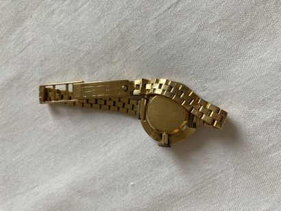 null Montre bracelet de dame en or, cadran signé KURZ

Poids brut : 23g
