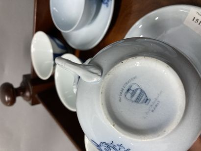 null Ensemble de porcelaine dont service thé café au vase étrusque (accidents), tasses...