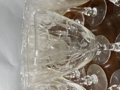 null Fort lort de service en cristal, coupes à champagne (environ 20), des verres...