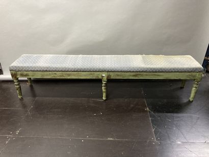 null Banquette en bois à six pieds

H : 42 - L : 200 cm

Lot vendu en l'état