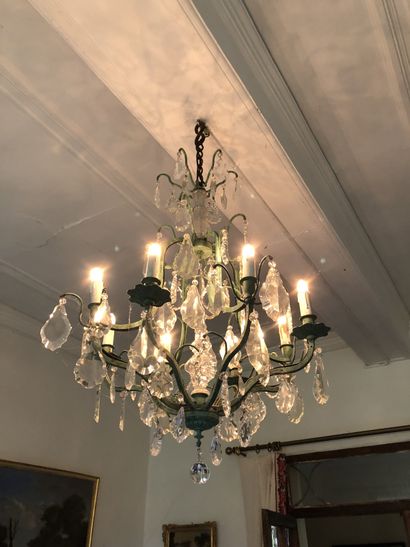 null 
Chandelier with wrought iron pendants 19th century

H: 75 cm

Lot sold as ...