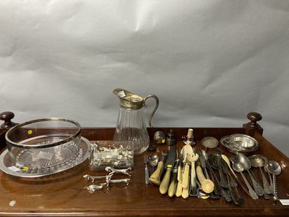 null Lot of silver plated metal including knife holder, cutlery (service cutlery...)...