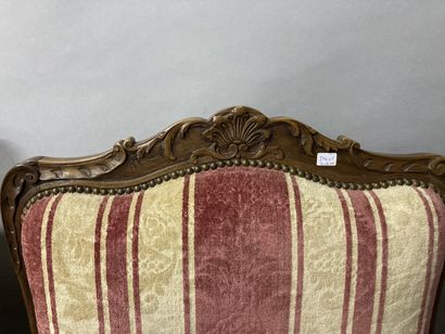 null Pair of large natural walnut armchairs

Regency Style 

Striped fabric trim

H:...