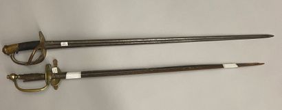 null Un sabre de grosse cavalerie de type 1822, sans fourreau ; on joint une lame...