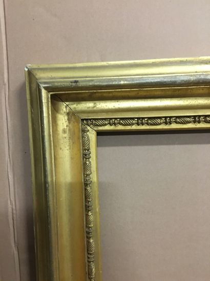null Cadre en bois et pâte doré. XIXe siècle. 47 x 31 x 9 cm

En l'état