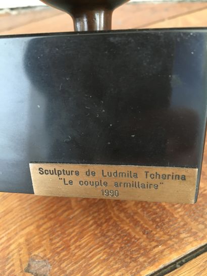 null Ludmilla TCHERINA

Groupe en bronze n°3/8, 1990

Le couple armillaire 

Hauteur...