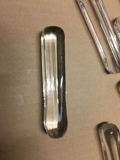 null 11 porte-couteaux en cristal DAUM

L : 10 cm 

Vendu en l'état