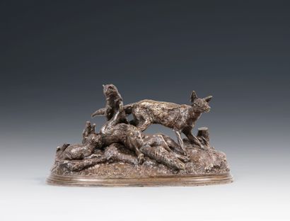 null Pierre Jules MENE (1810 - 1879). Famille de renards. Bronze à patine brun-clair...