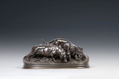 null 
Pierre Jules MENE (1810 - 1879). Bassets fouillant un taillis. Epreuve en bronze...