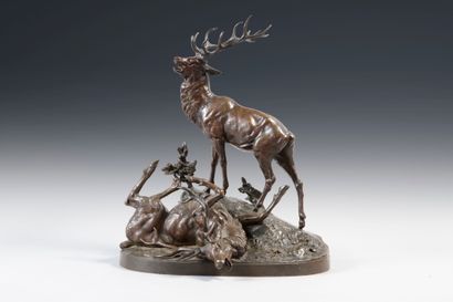 null Jules Edmond MASSON (1871-1932). Le combat de cerfs. Bronze à patine brun-vert...