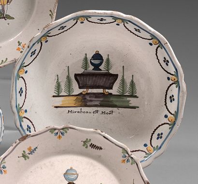 NEVERS Earthenware bowl with contoured edge, with polychrome decoration of Mirabeau's...